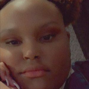Meet your Posher, Breanna